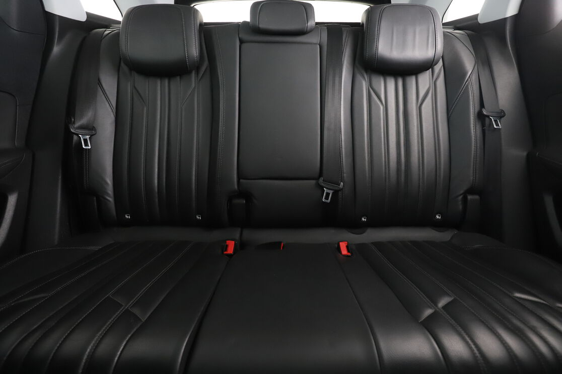 Peugeot 3008 1.2 PureTech Allure — photo 14