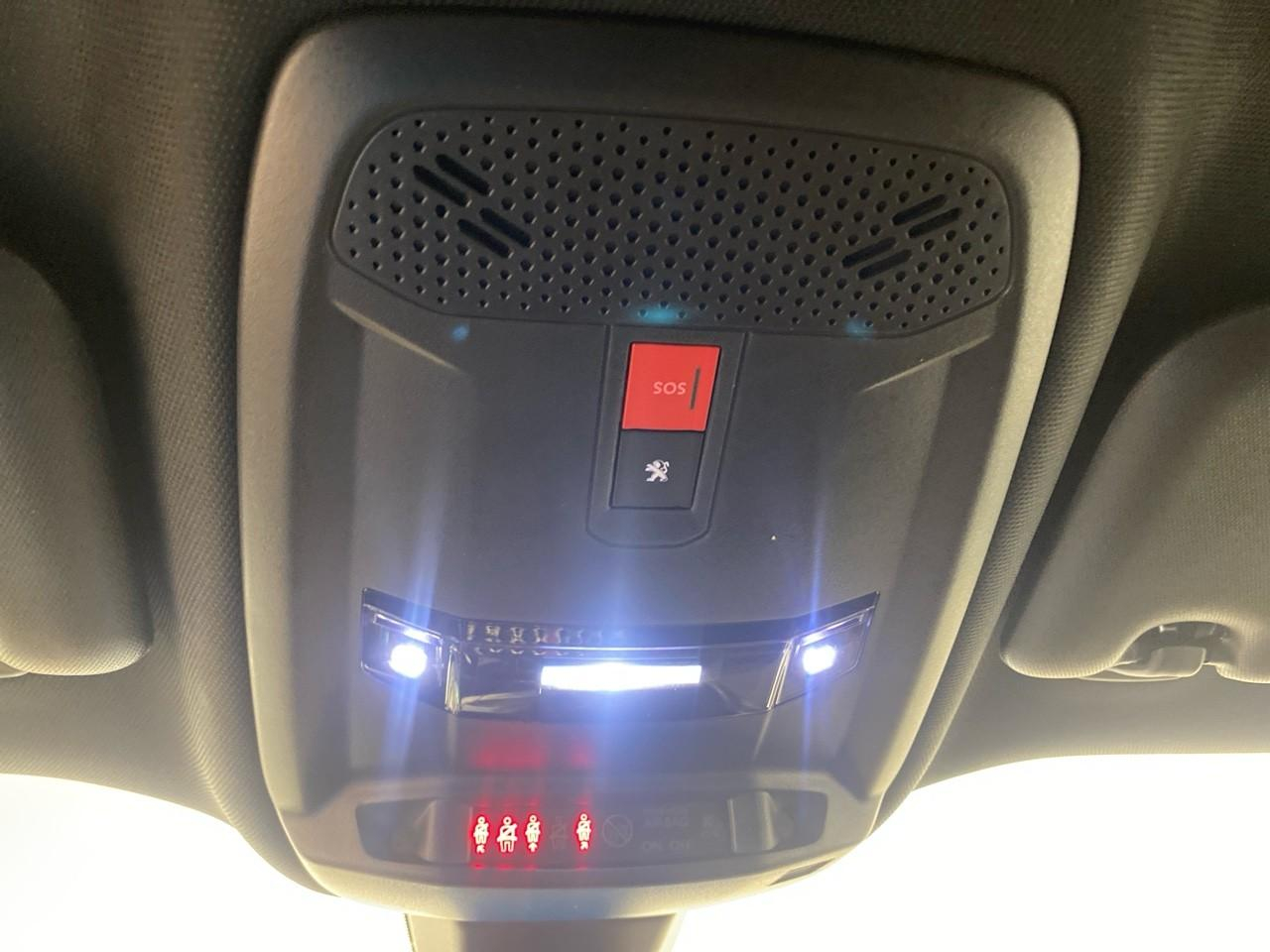 Peugeot 2008 puretech 130 s&s bvm6 gt line — photo 17
