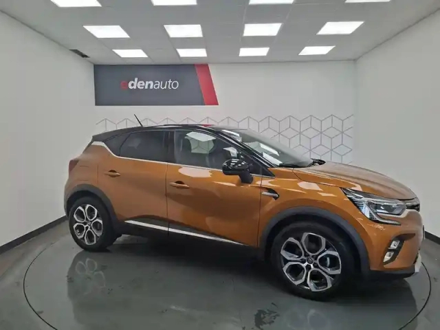 Renault Captur tce 90 — photo 17