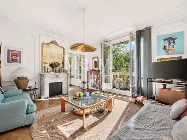 Appartement 6 pièces 155 m²