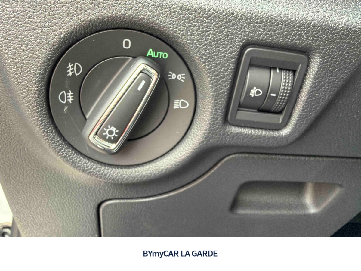 Skoda Scala 1.0 TSI Evo 2 95 ch BVM5 — photo 18