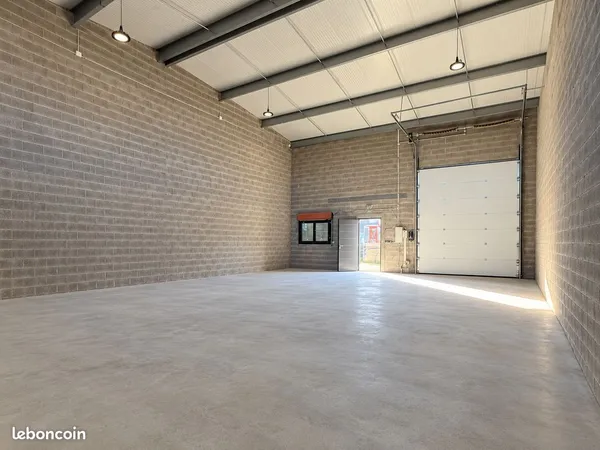 DÉPÔT 150 m² À LOUER - AUTERIVE - ZONE D'ACTIVITÉ LAVIGNE