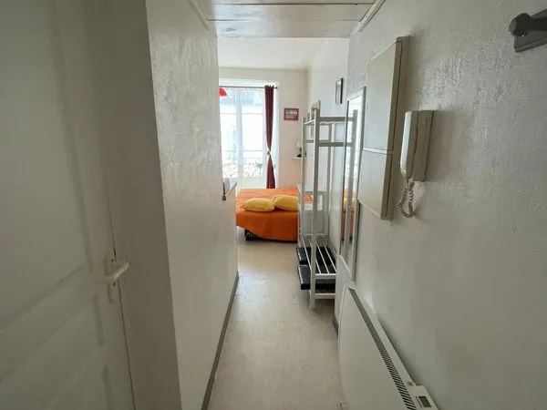 Studio 1 pièce 18 m²