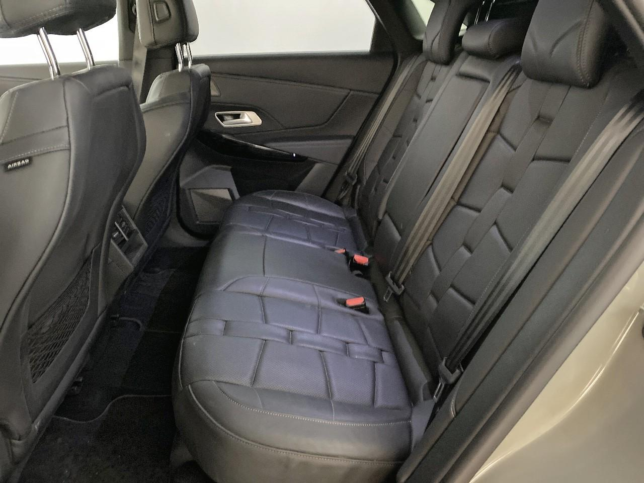 Ds Ds 7 crossback bluehdi 130 eat8 etoile — photo 10