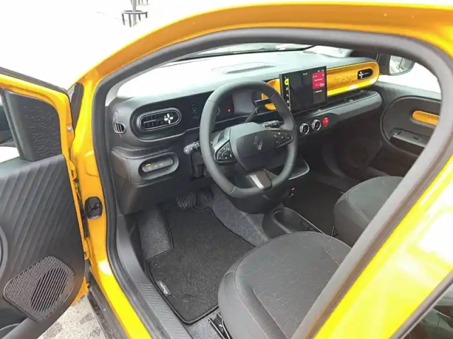 Renault Twingo e-tech electrique 80 ch autonomie urbaine — photo 19