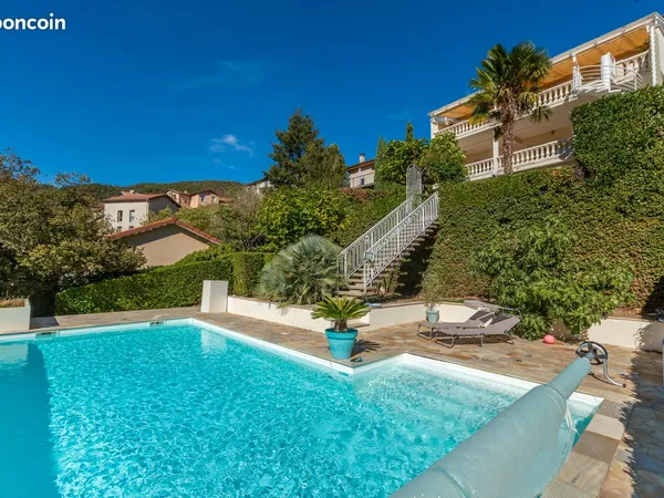 Maison de Village - Vue exceptionnelle