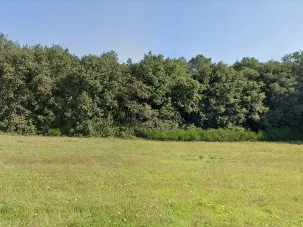 Terrain à bâtir de 3000 m² à CENAC-ET-SAINT-JULIEN (24)