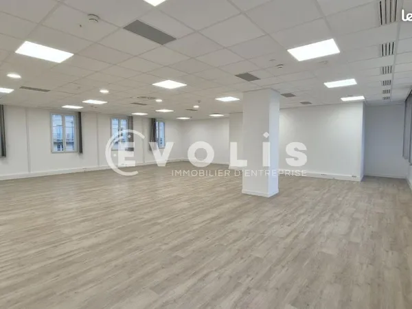 Bureaux 430 m²