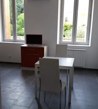 Studio de 30m2 à louer sur Orange