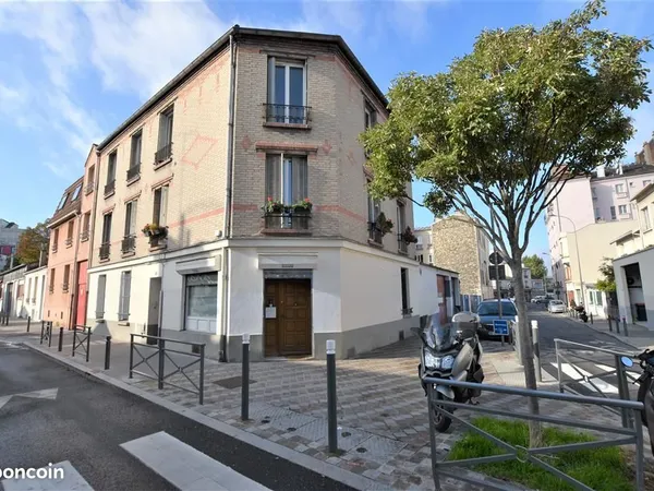 Bureau 63 m²