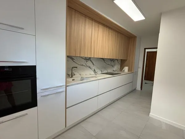 Appartement 4 pièces 96 m²