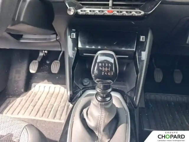 Peugeot 208 puretech 100 s&amp;s bvm6 — photo 16