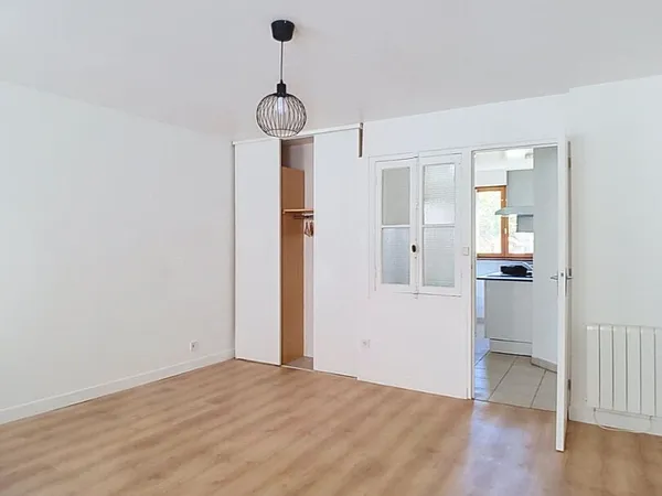 Appartement Etampes 1 pièce(s) 27.71 m2
