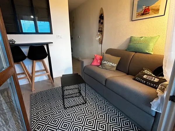 Appartement les pieds dans l'eau