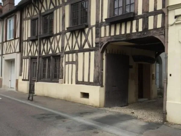 Top petit appartement meuble en plein centre ville ..