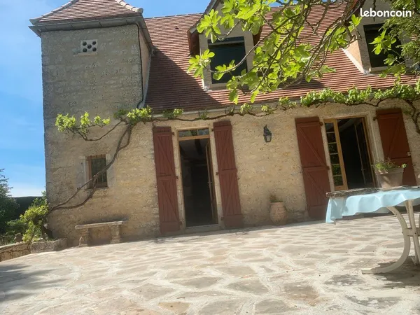 Location maison Ginouillac 140m²