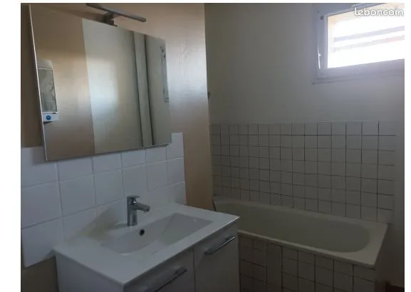 Appartement F2 Meublé