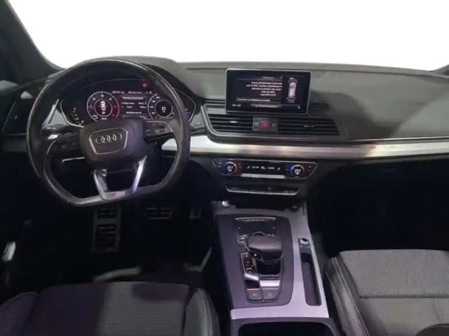 Audi Q5 2.0 tdi 190 s tronic 7 quattro s line — photo 8