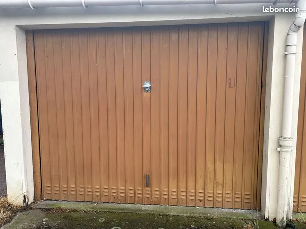 Box ferme à LOUER