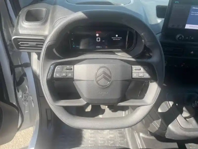 Citroën Berlingo van m diesel 100 ch manuelle — photo 9