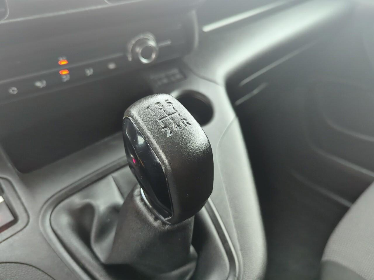 Citroën Berlingo van m 650 bluehdi 100 s&s bvm5 driver — photo 26