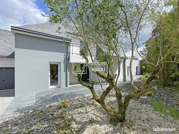 Moulin 8 pièces 264 m²