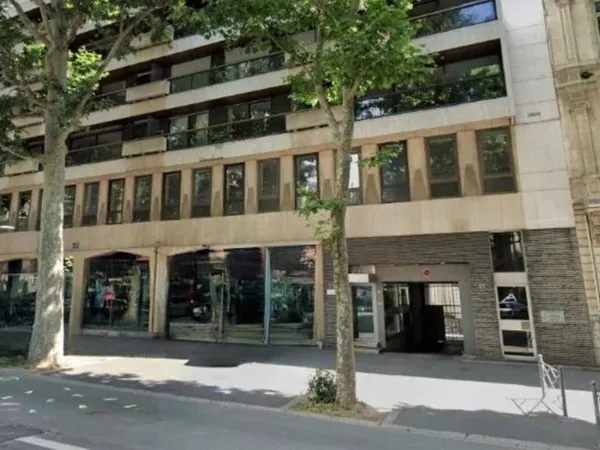 Bureau 320 m²