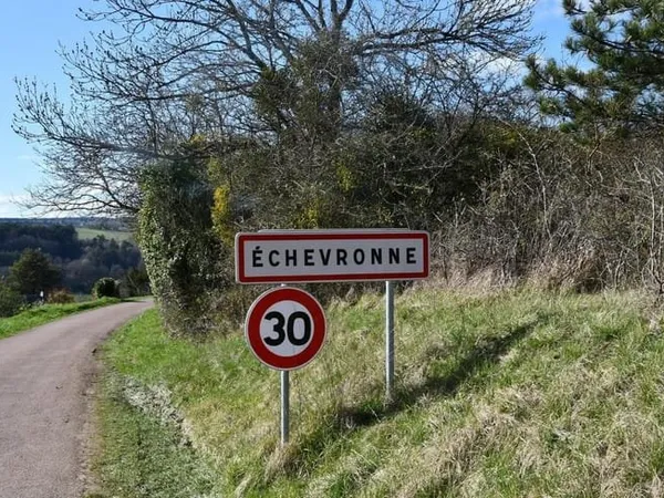 Terrain 750 m²