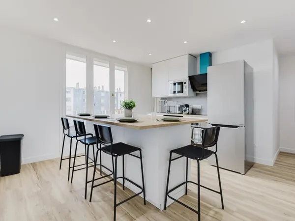 Chambres meublées en coloc, proche CHU – Reims