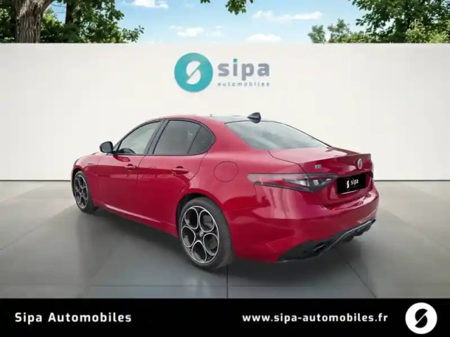 Alfa Romeo Giulia 2.2 210 ch at8 q4 — photo 3