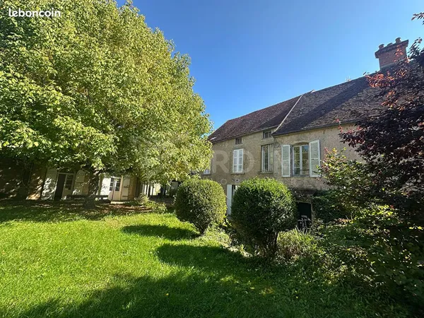 Maison 7 pièces 175 m²