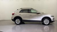 Volkswagen T-Roc 1.0 TSI 110ch Life — photo 4