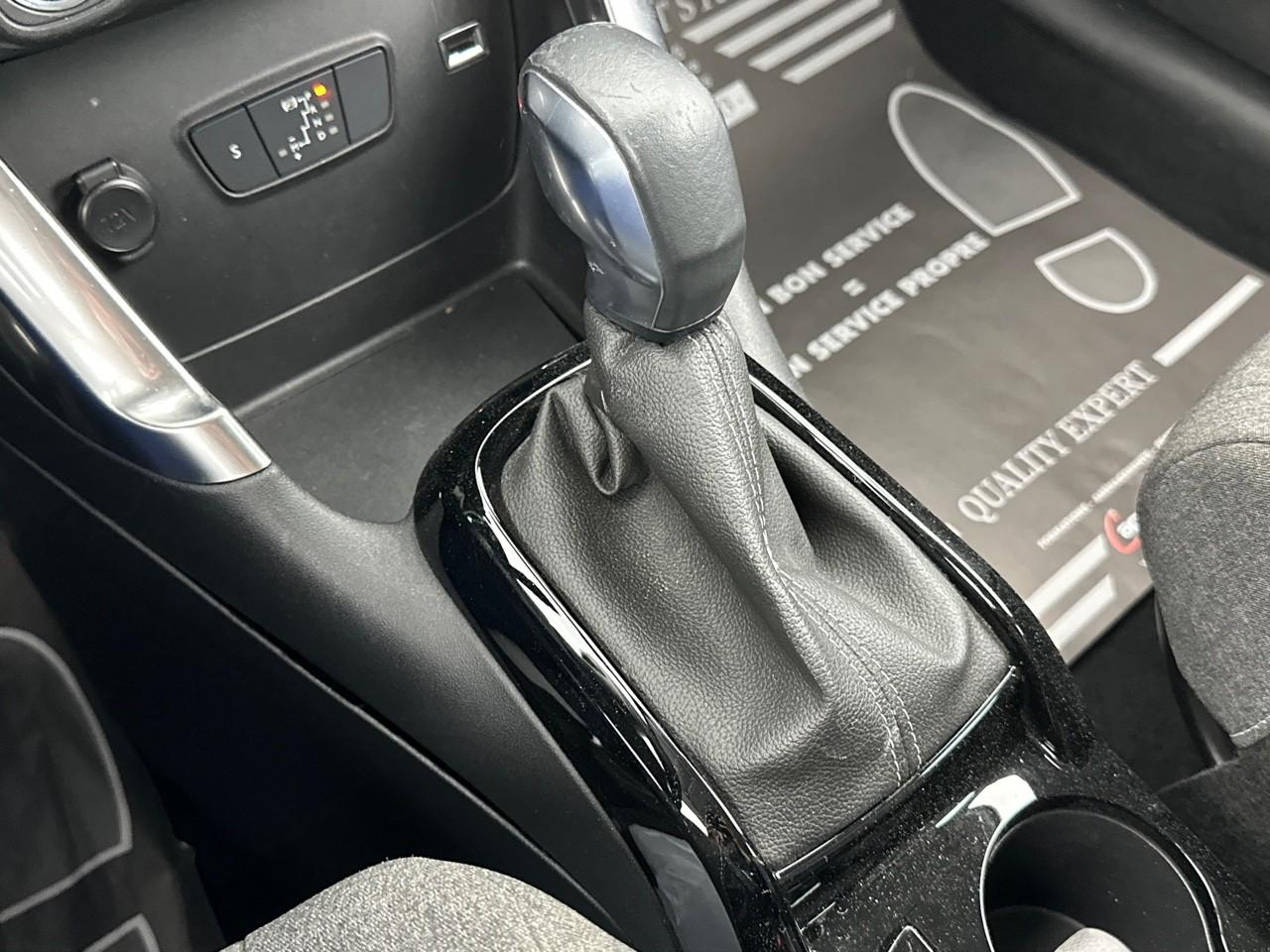 Citroën C3 Aircross puretech 130 s&s eat6 shine pack — photo 31