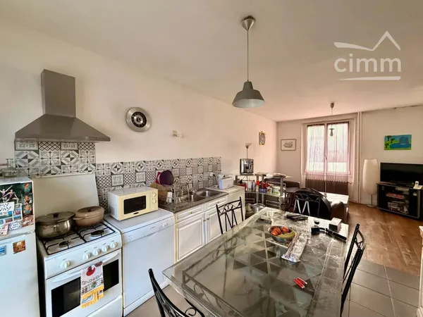 Maison proche gare de Blois de 91 m² – 4 chambres – Jardin – Sous-sol