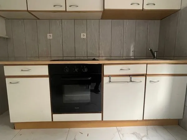 DISPONIBLE - Appartement F2 rénové - très bon état