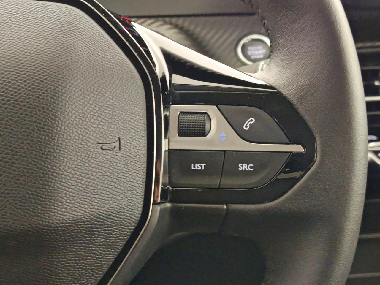Peugeot 208 100 s&s bvm6 style — photo 16