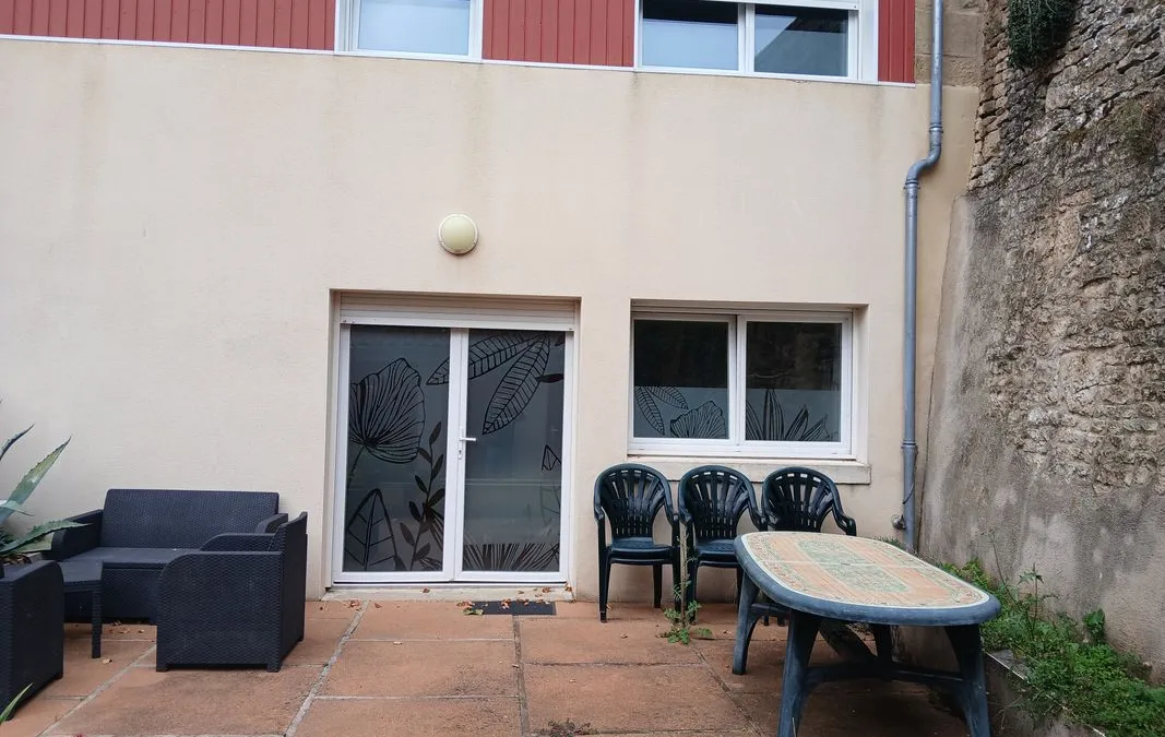 Photo 3