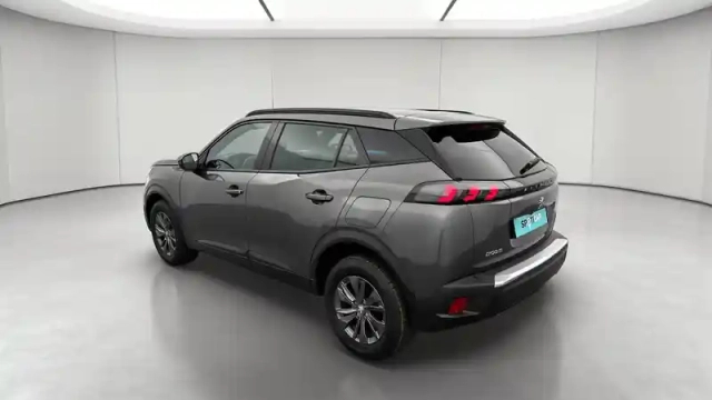 Peugeot 2008 puretech 100 s&amp;s bvm6 — photo 3