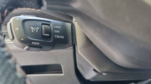 Peugeot 3008 1.6 THP 300 Hybrid4 EAT8 - Gt Pack – 2021 – 57500 km – Hybride rechargeable – Boîte Automatique — photo 14