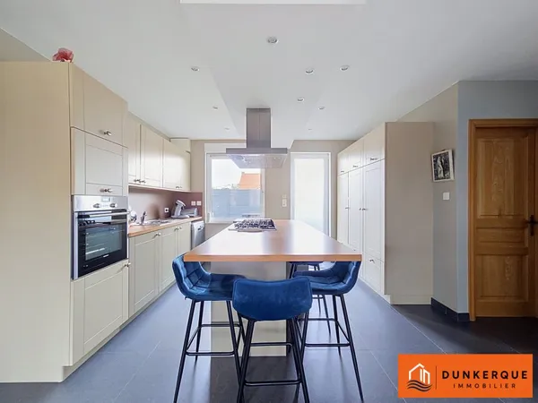 Maison 5 pièces 167 m²