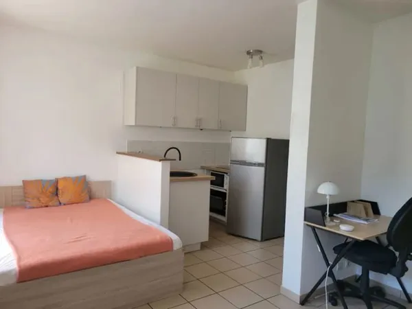 Studio 1 pièce 23 m²