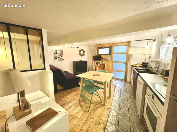Studio 1 pièce 24 m²