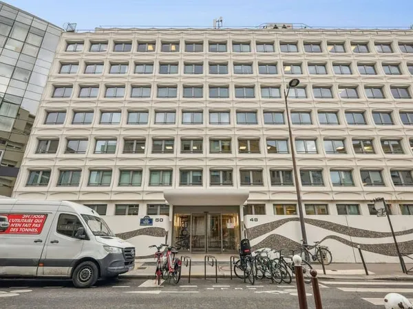 Bureaux 747 m²