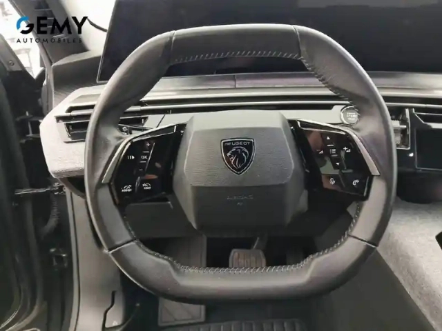 Peugeot 3008 hybrid 136 e-dcs6 — photo 13