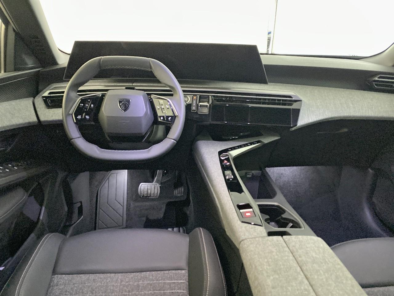 Peugeot 5008 hybrid 145 ch e-dcs6 allure — photo 8