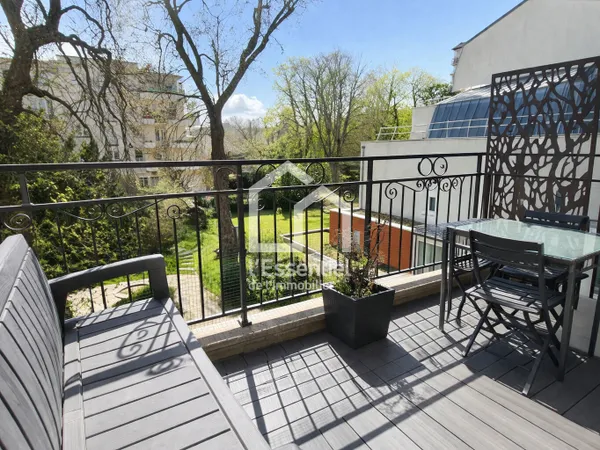 EXCLUSIVITE - Verneuil-sur-Seine - 5 min de la gare - Dernier étage avec balcon plein sud