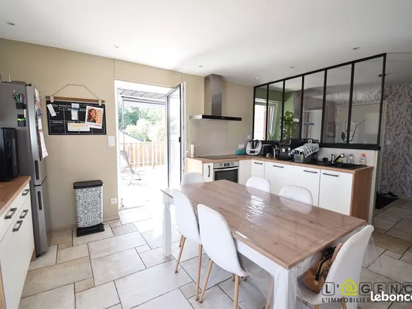 Appartement 4 pièces 94 m²
