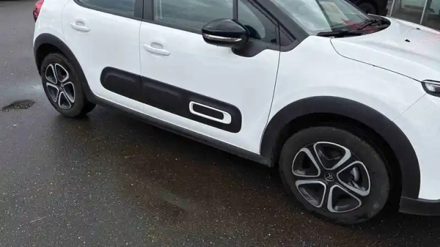 Citroën C3 puretech 83 ch bvm5 — photo 2