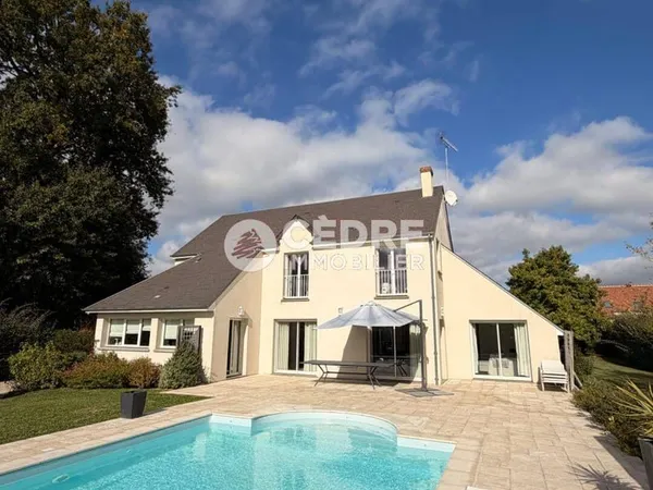 Maison 7 pièces 193 m²