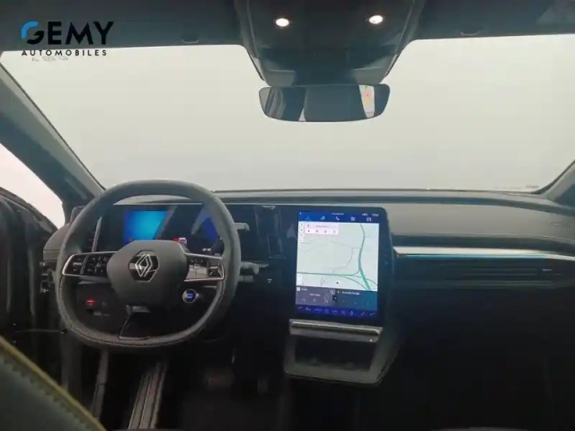 Renault Megane e-tech 220 ch autonomie confort gsr2 — photo 62